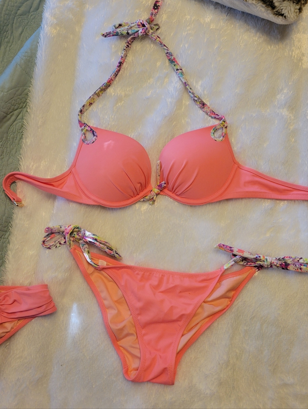 NWOT Victorias Push Up Swim Bikini Set - Picture 8 of 9